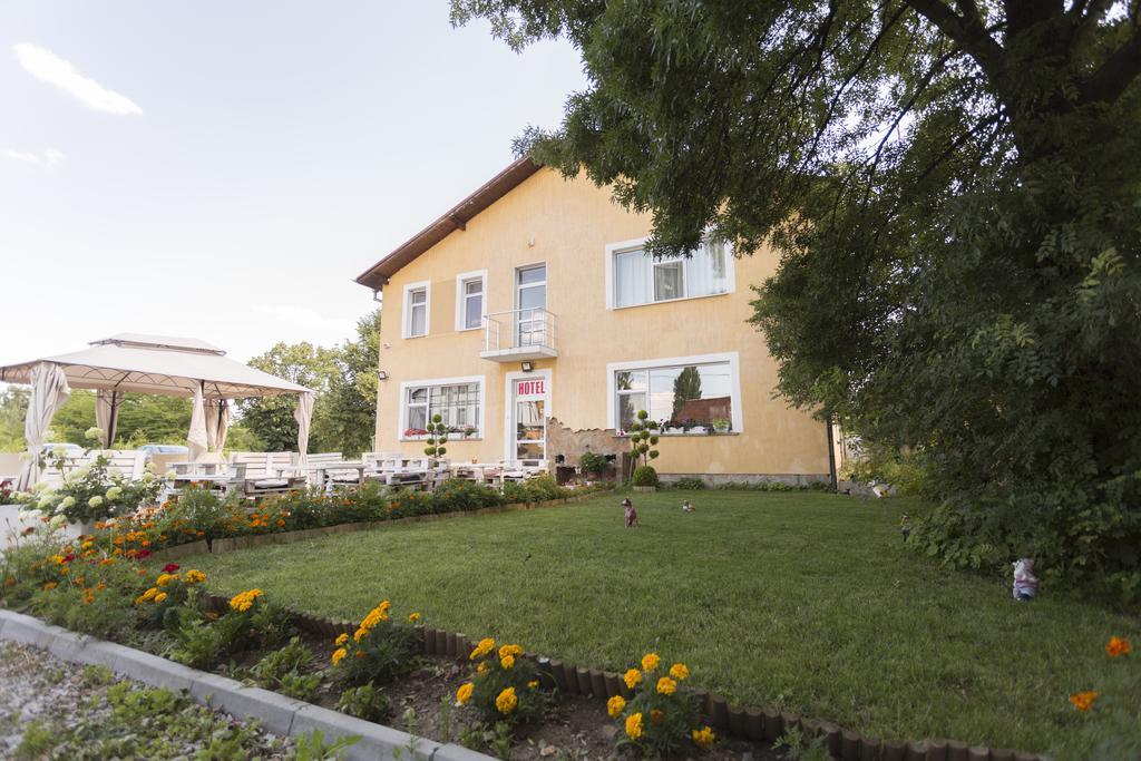 Hotel Albi София Экстерьер фото